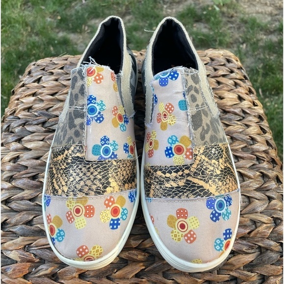 Patchwork Floral Leopard Canvas Slip On Fashion Sneakers. Women size 9 - Picture 5 of 7